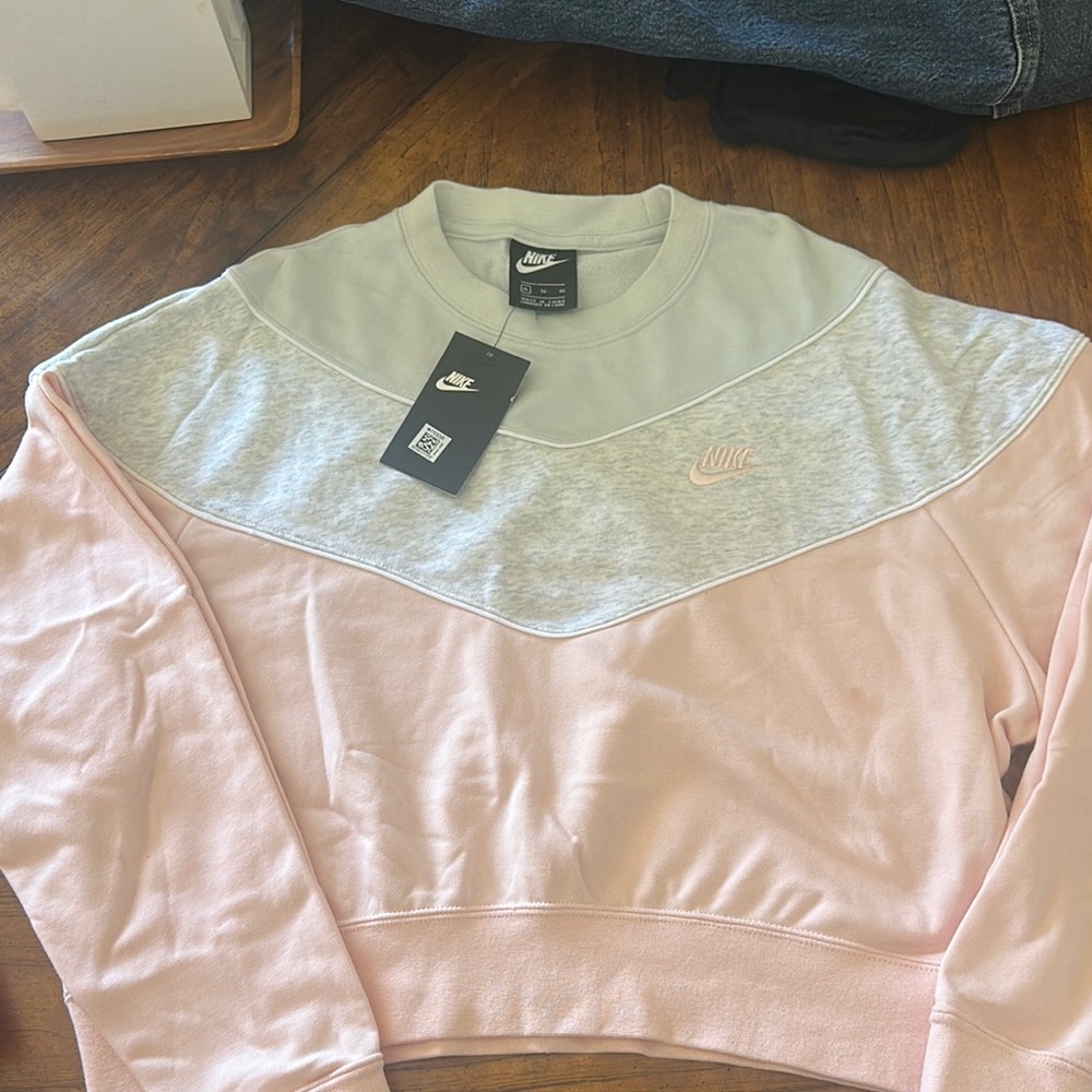 Nike Light Pink and Gray Crewneck